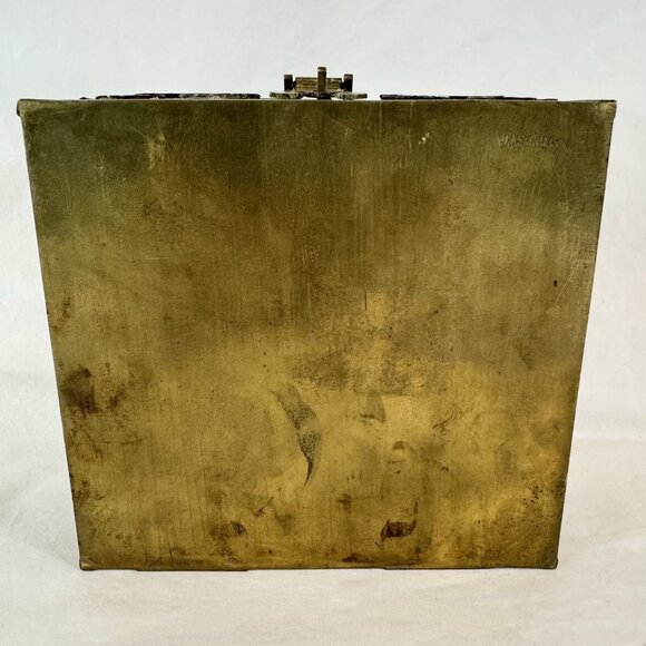 Vintage Brass & Wood Hinged Storage Divided Box Asian Lucky Coin Design 6.25 x 6 - Picture 10 of 12